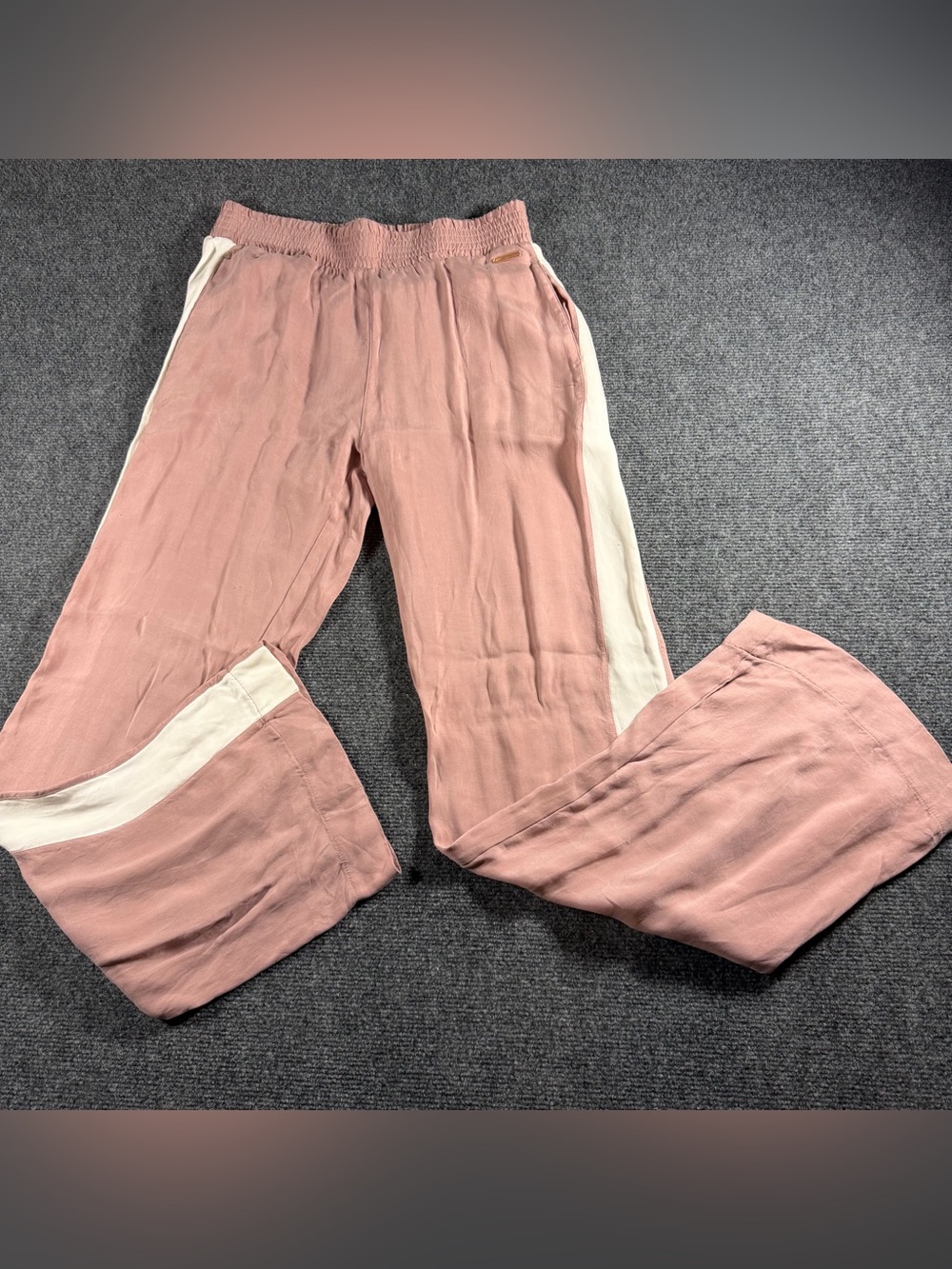 Sweaty Betty Wide-leg Pants Silky Soft Dusty Rose Women’s Size Small
